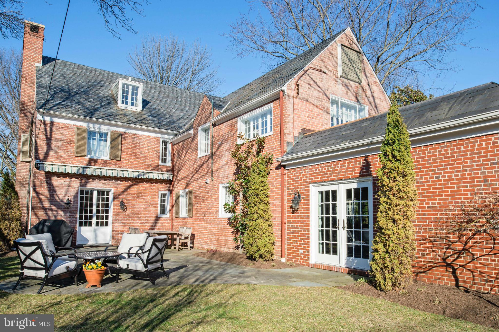 207 Witherspoon Road Baltimore, MD 21212 - Photo 26 of 28 a view of a house with a patio
