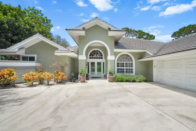 $680,000 | 6581 Southeast Baltusrol Terrace, Stuart, FL 34997