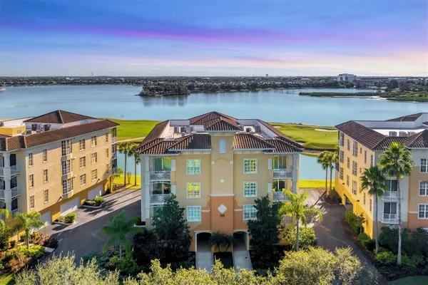 $825,000 | 6414 Water Crest Way, Unit 302, Lakewood Ranch, FL 34202