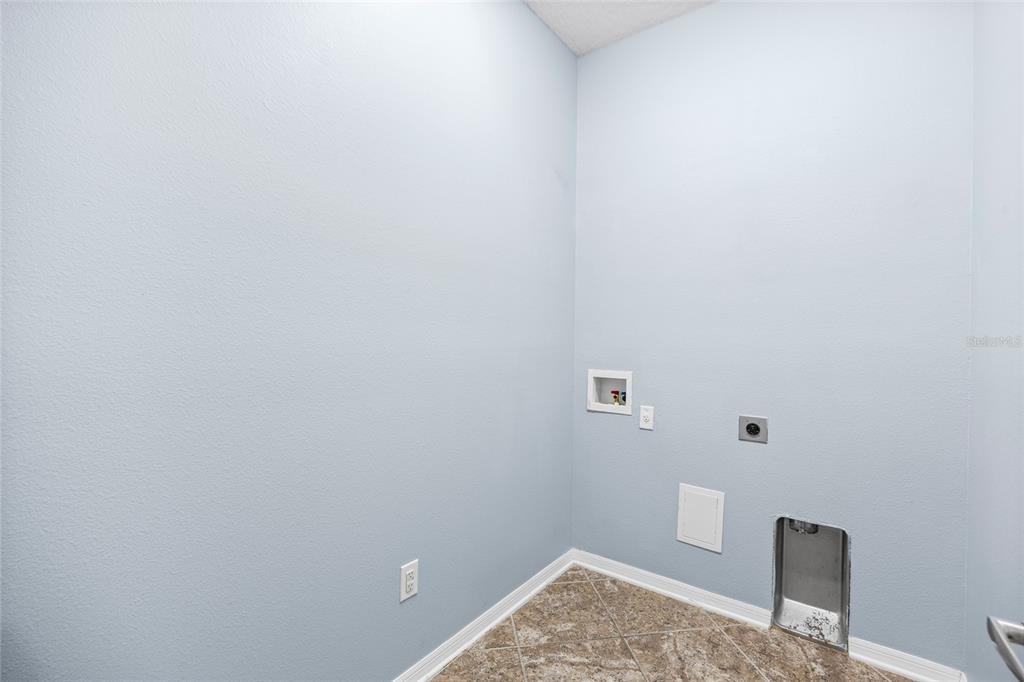 3851 Pacente Loop Wesley Chapel, FL 33543 - Photo 21 of 38