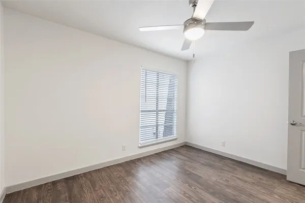 $1,000 | 1301 West Ben White Boulevard, Unit 108, Austin, TX 78704