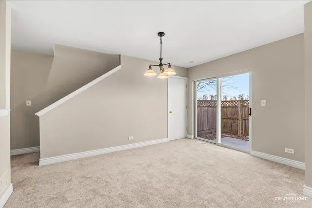 $284,900 | 862 North 1st Street, Unit 862, Elburn, IL 60119