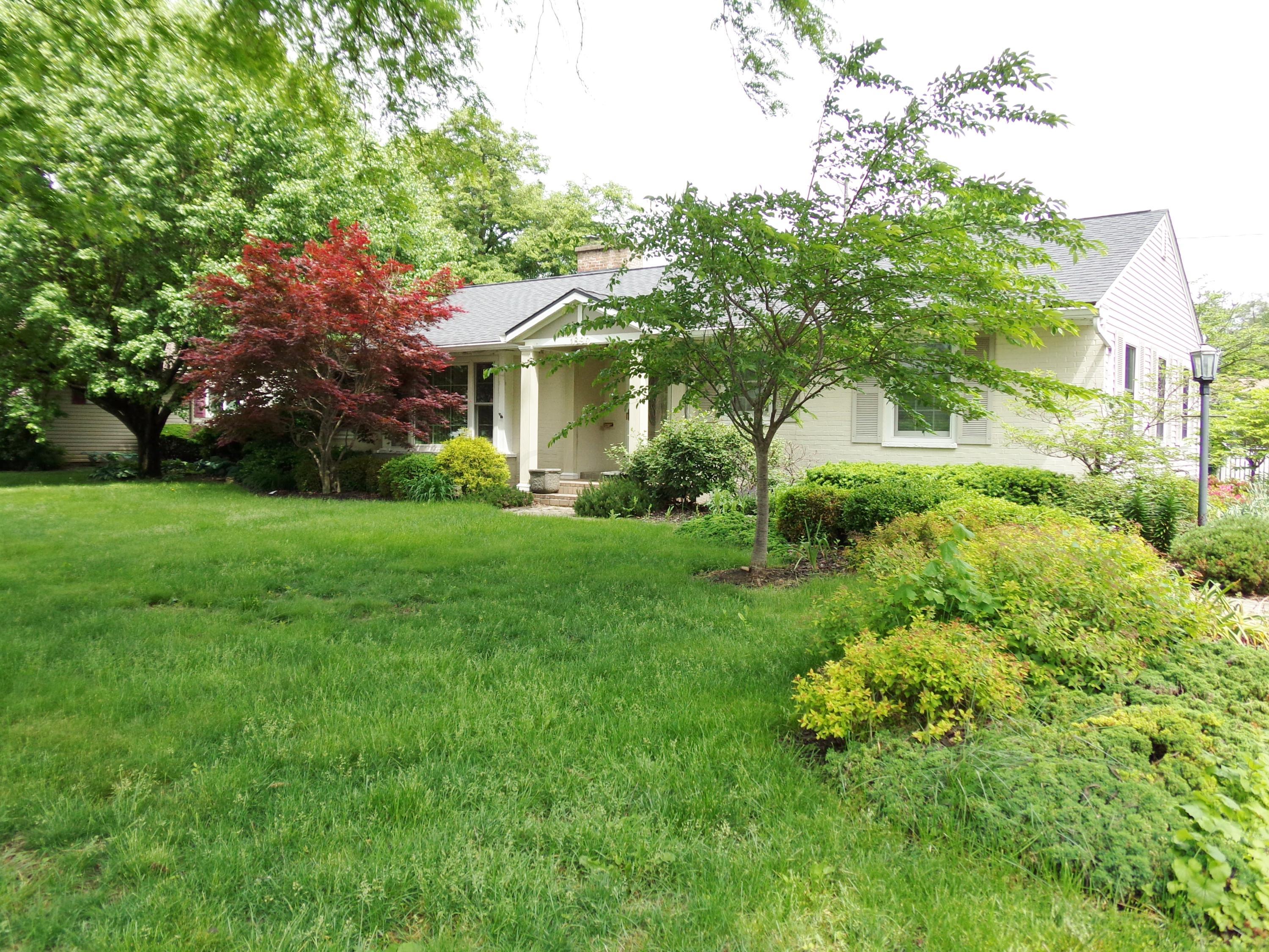 1892 Harwitch Road Upper Arlington, OH 43221 - Photo 1 of 32