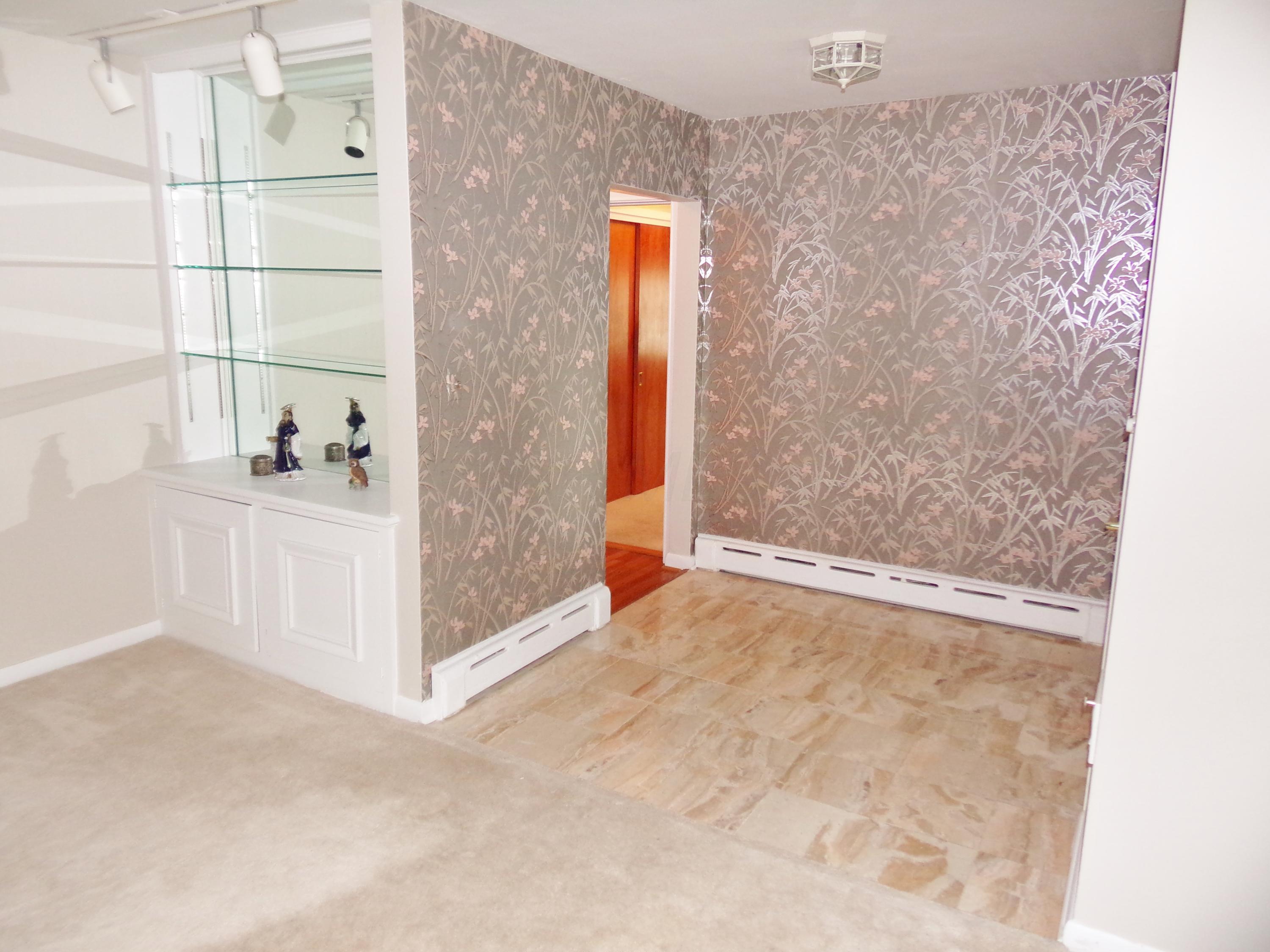 1892 Harwitch Road Upper Arlington, OH 43221 - Photo 7 of 32