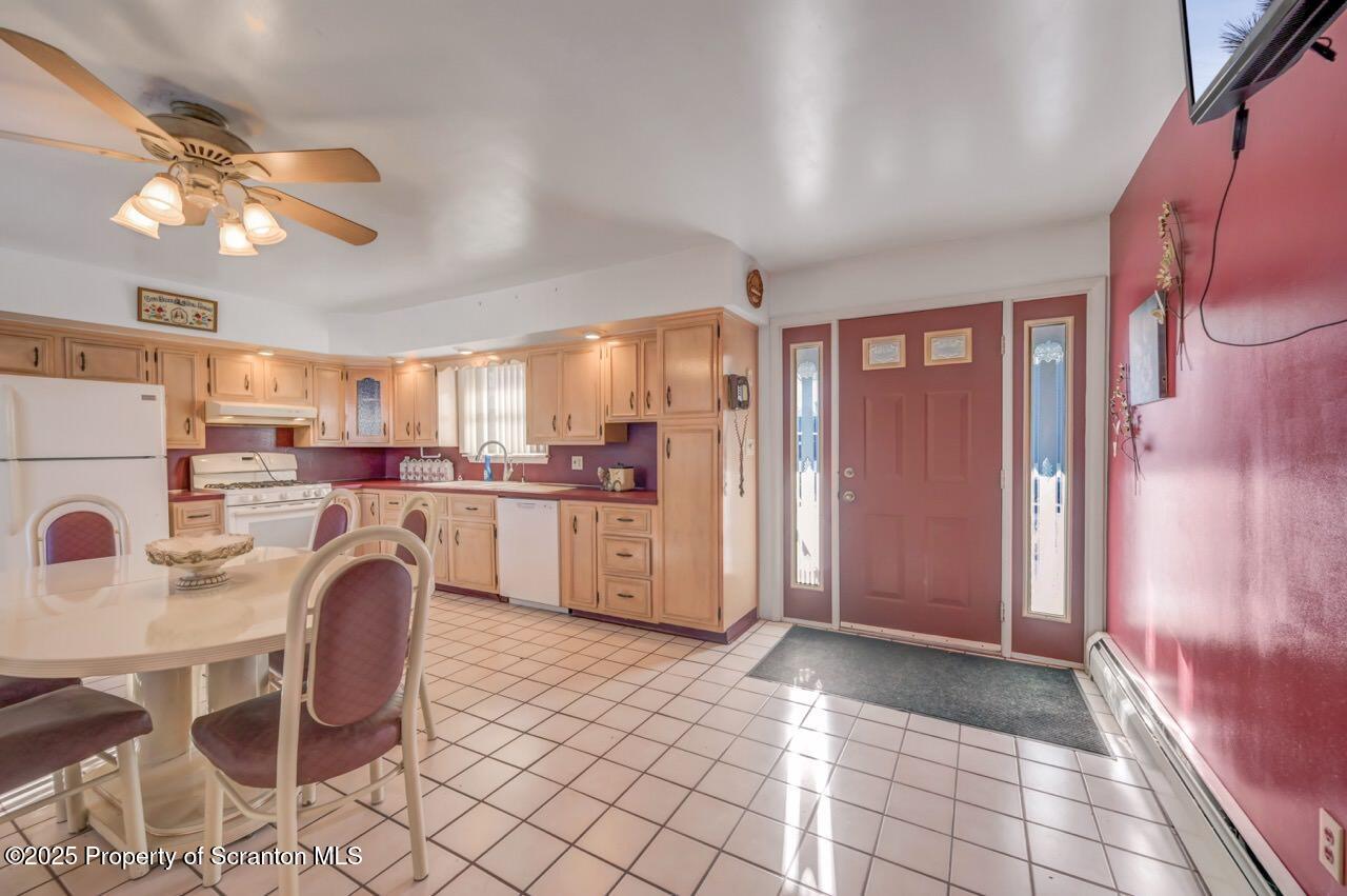 216 Prospect Street Dunmore, PA 18512 - Photo 41 of 81 Home 2