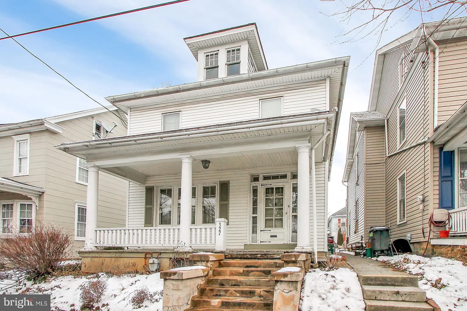 327 South Broad Street Lititz, PA 17543 - Photo 2 of 25 Front