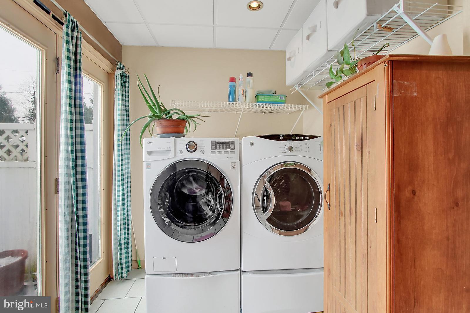 327 South Broad Street Lititz, PA 17543 - Photo 13 of 25 Mud/Laundry Room