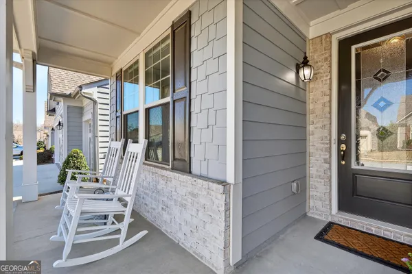 a view of house with outdoor space