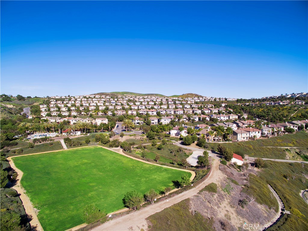 1609 Vista Luna San Clemente, CA 92673 - Photo 21 of 33 a view of a city