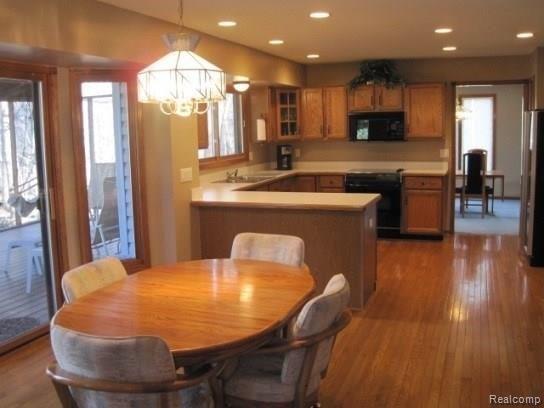 42039 Hunters Ridge Canton, MI 48188 - Photo 3 of 6