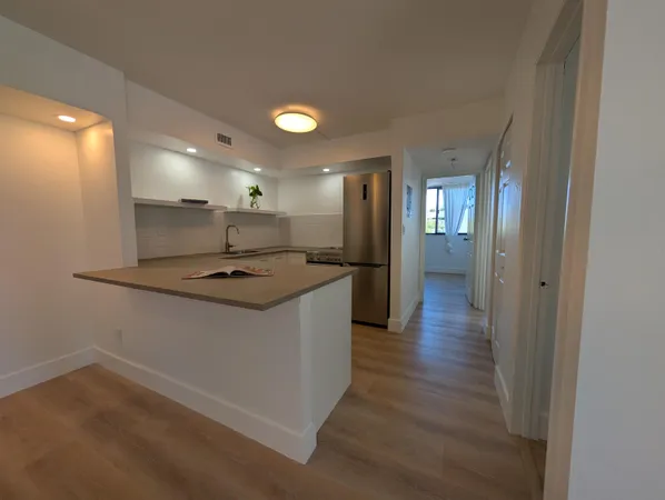 $3,500 | 2715 Tigertail Avenue, Unit 402, Miami, FL 33133
