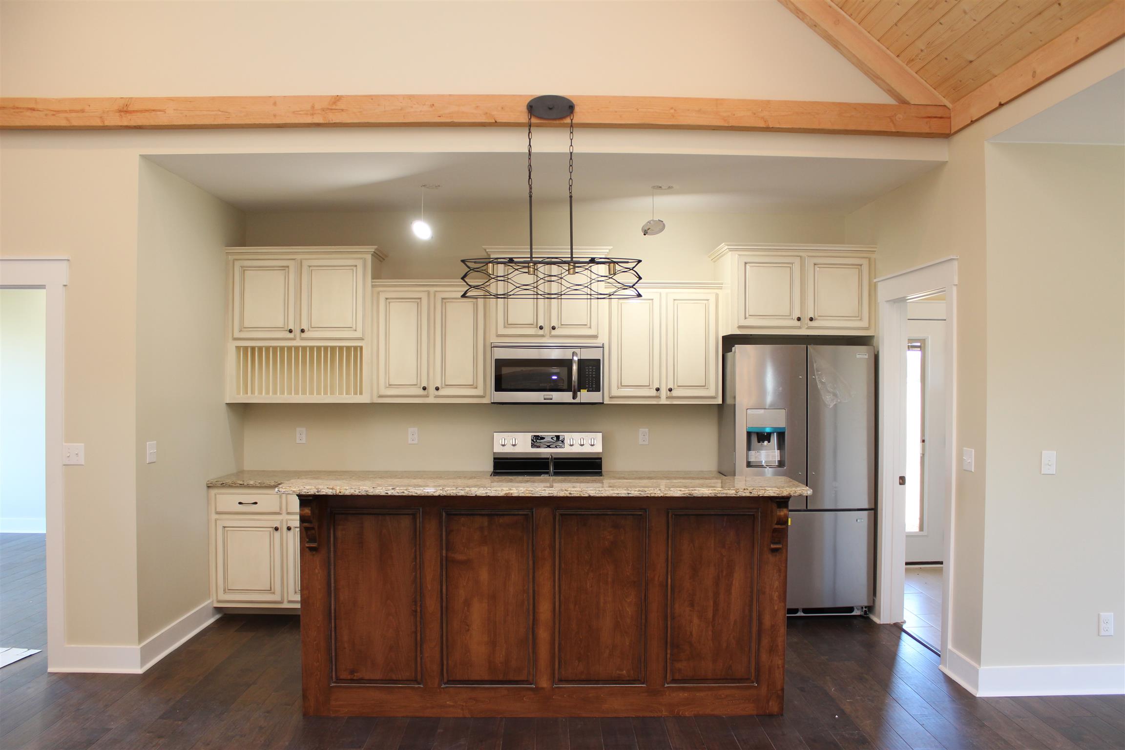 653 Tuck Road Lafayette, TN 37083 - Photo 8 of 25 Gallery Image 8