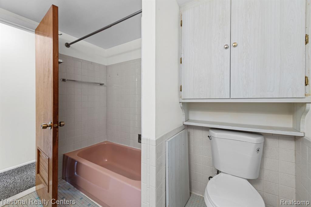 29546 Hoover Road Warren, MI 48093 - Photo 23 of 30 Gallery Image 23