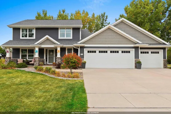 $519,900 | 2503 Remington Road, Green Bay, WI 54302