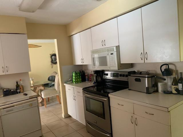 22588 Lanyard Street Boca Raton, FL 33428 - Photo 4 of 18 Photo 4