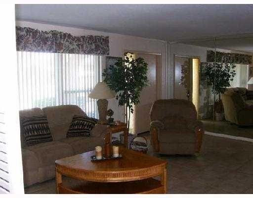 22588 Lanyard Street Boca Raton, FL 33428 - Photo 9 of 18 Photo 9