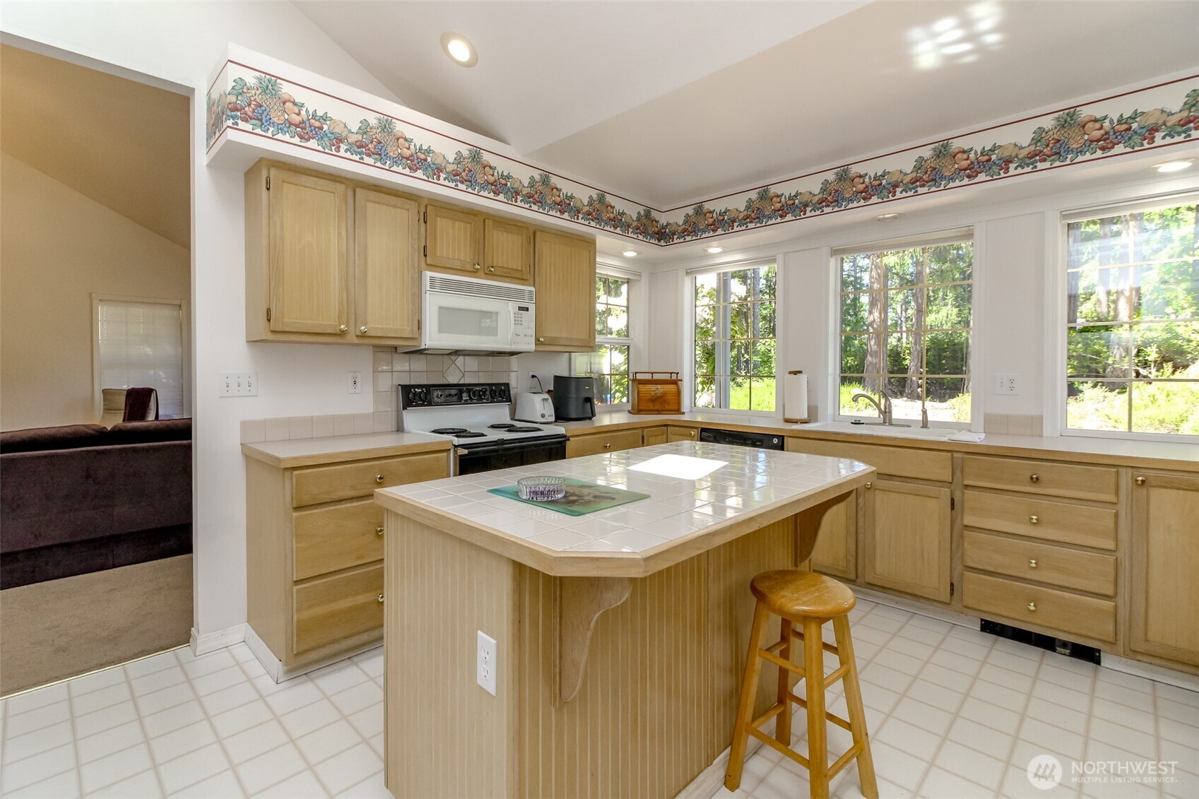 91 E Lake Allyn, WA 98524 - Photo 4 of 30