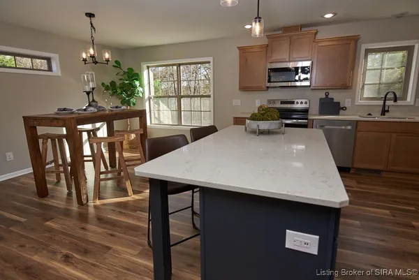 $379,000 | 4517 Fairview Church Road Southwest, Corydon, IN 47112