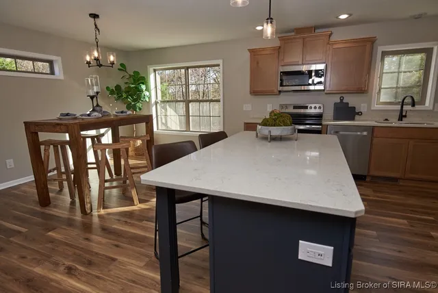 $379,000 | 4517 Fairview Church Road Southwest, Corydon, IN 47112