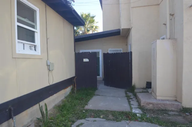 $2,650 | 625 Palm Avenue, Unit 8, National City, CA 91950