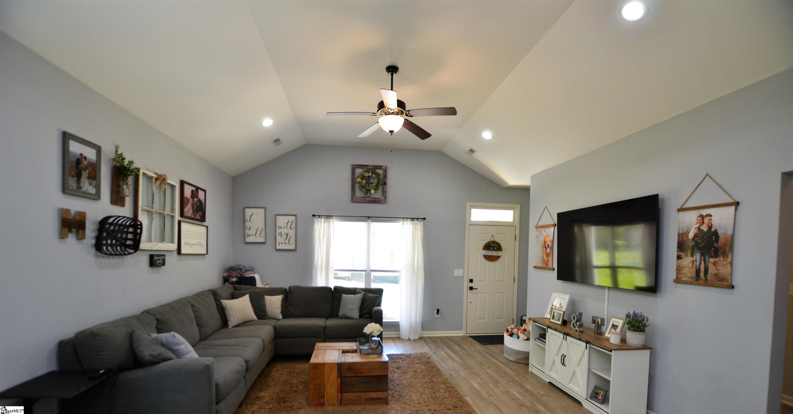 12 Henderson Street Inman, SC 29349 - Photo 3 of 14