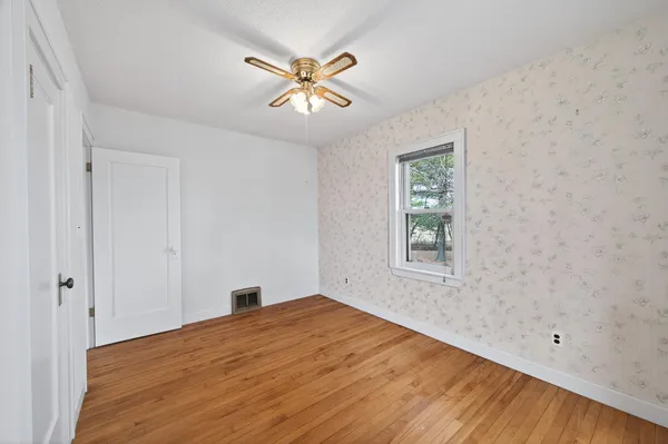 $650,000 | 2270 397th Avenue Northeast, Stanchfield, MN 55080