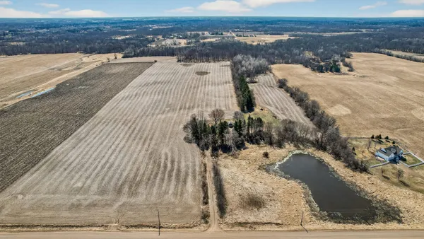 $650,000 | 2270 397th Avenue Northeast, Stanchfield, MN 55080