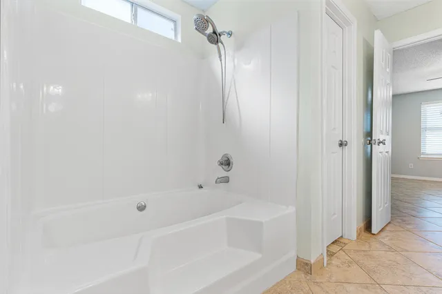 $369,000 | 7933 Skyview Boulevard, Navarre, FL 32566