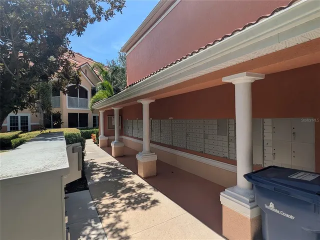 $1,995 | 4126 Central Sarasota Parkway, Unit 2011, Sarasota, FL 34238
