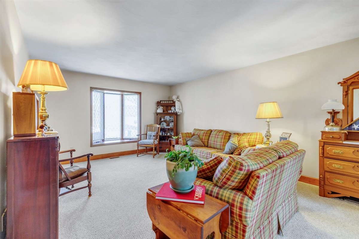3121 Red Bud Lane Springfield, IL 62712 - Photo 21 of 39 Gallery Image 21