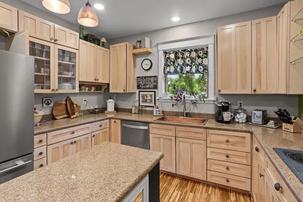 $359,000 | 429 9th Avenue South, Fargo, ND 58103