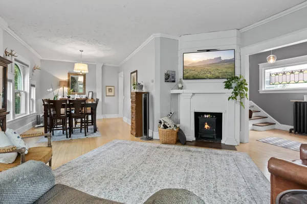 $359,000 | 429 9th Avenue South, Fargo, ND 58103