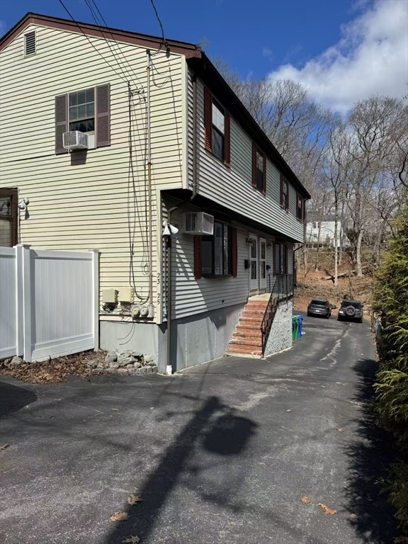 23 Thurston Road, Unit 23 Newton, MA 02464 - Photo 2 of 16