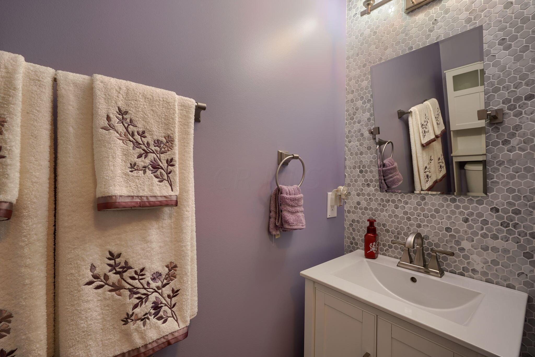 5683 Gingrey Road Dublin, OH 43016 - Photo 29 of 43 5683 Gingrey Rd (30)