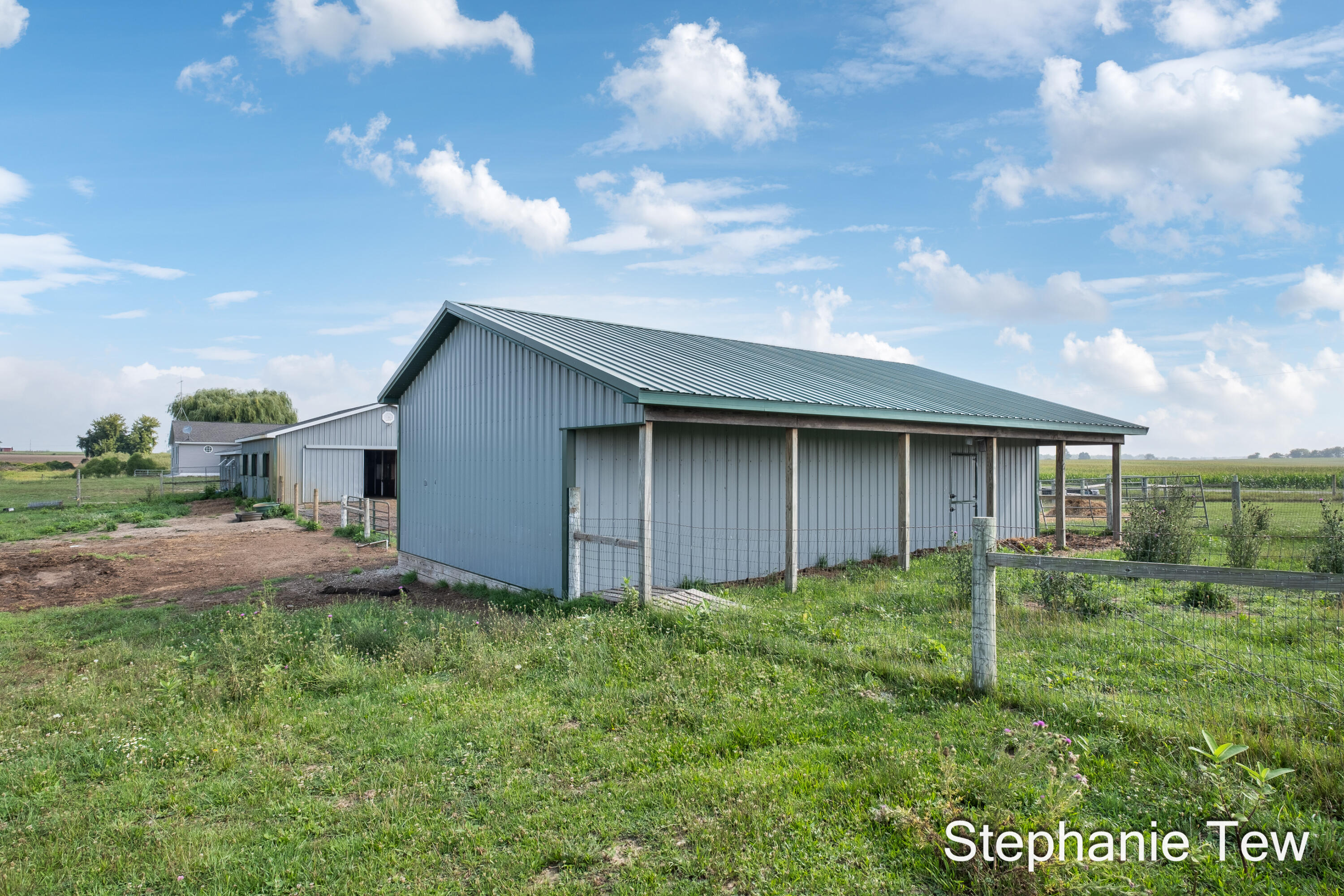 4155 North Neff Road Edmore, MI 48829 - Photo 14 of 40 Ag Barn