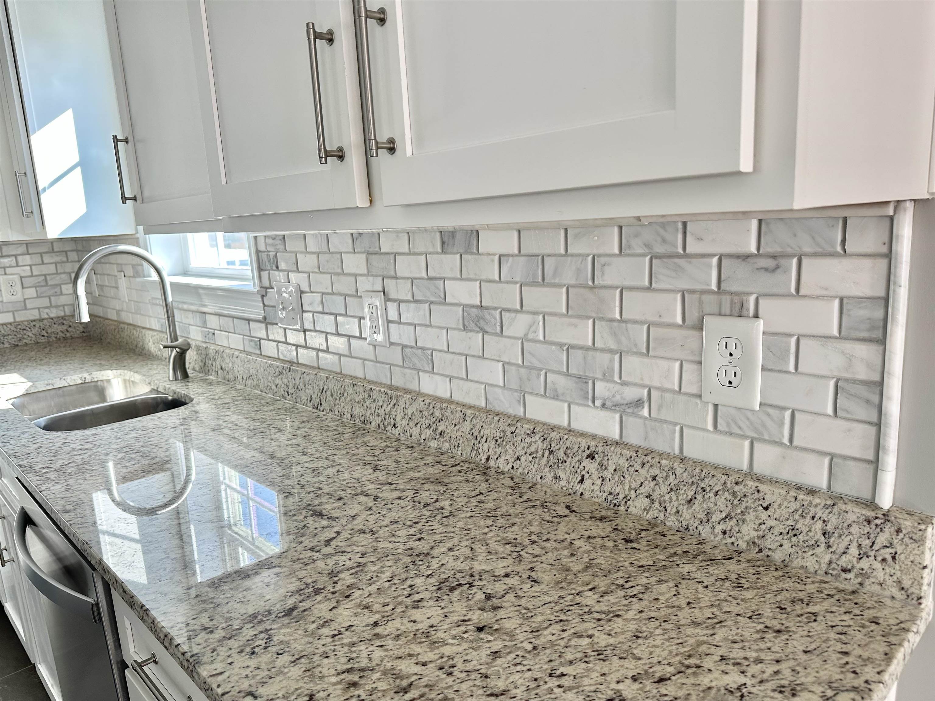 8 Mcilwee Lane Staunton, VA 24401 - Photo 15 of 56 and marble tile backsplash