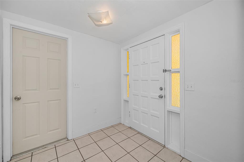 5817 10th Avenue New Port Richey, FL 34652 - Photo 4 of 41 Gallery Image 4