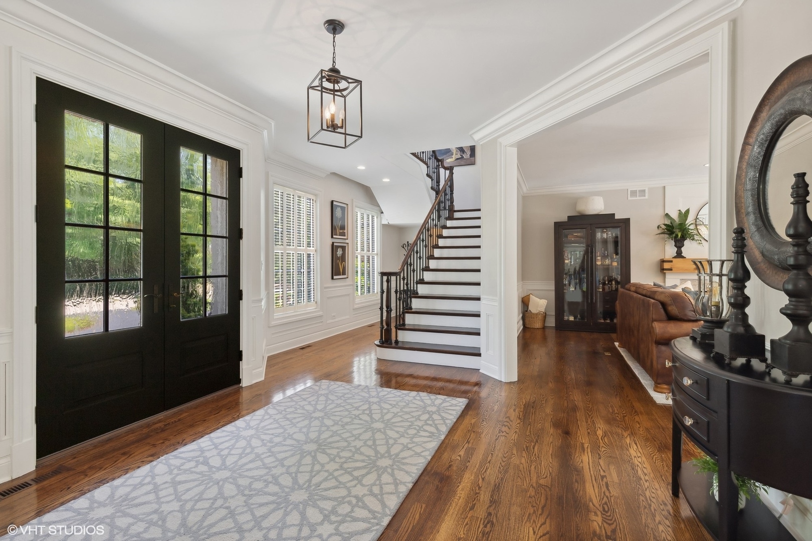 440 King Muir Road Lake Forest, IL 60045 - Photo 3 of 36 a view of entryway and hall with wooden floor