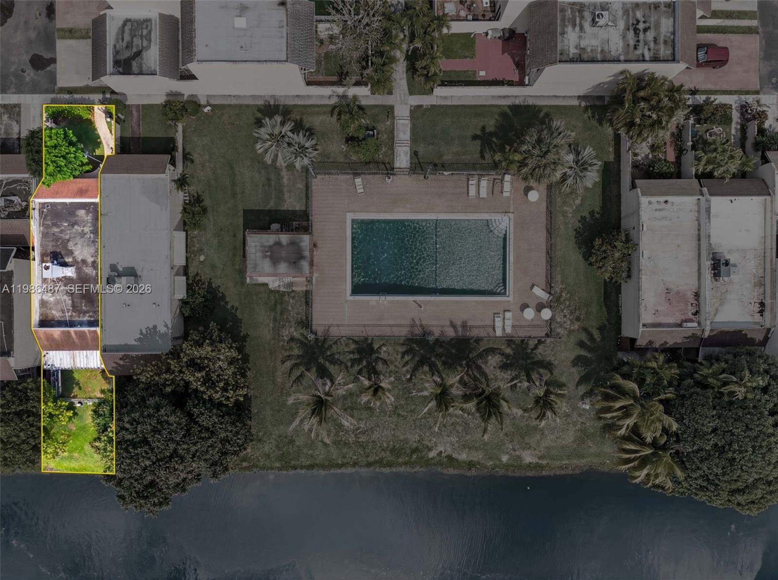 8616 Southwest 103rd Avenue Miami, FL 33173 - Photo 20 of 22