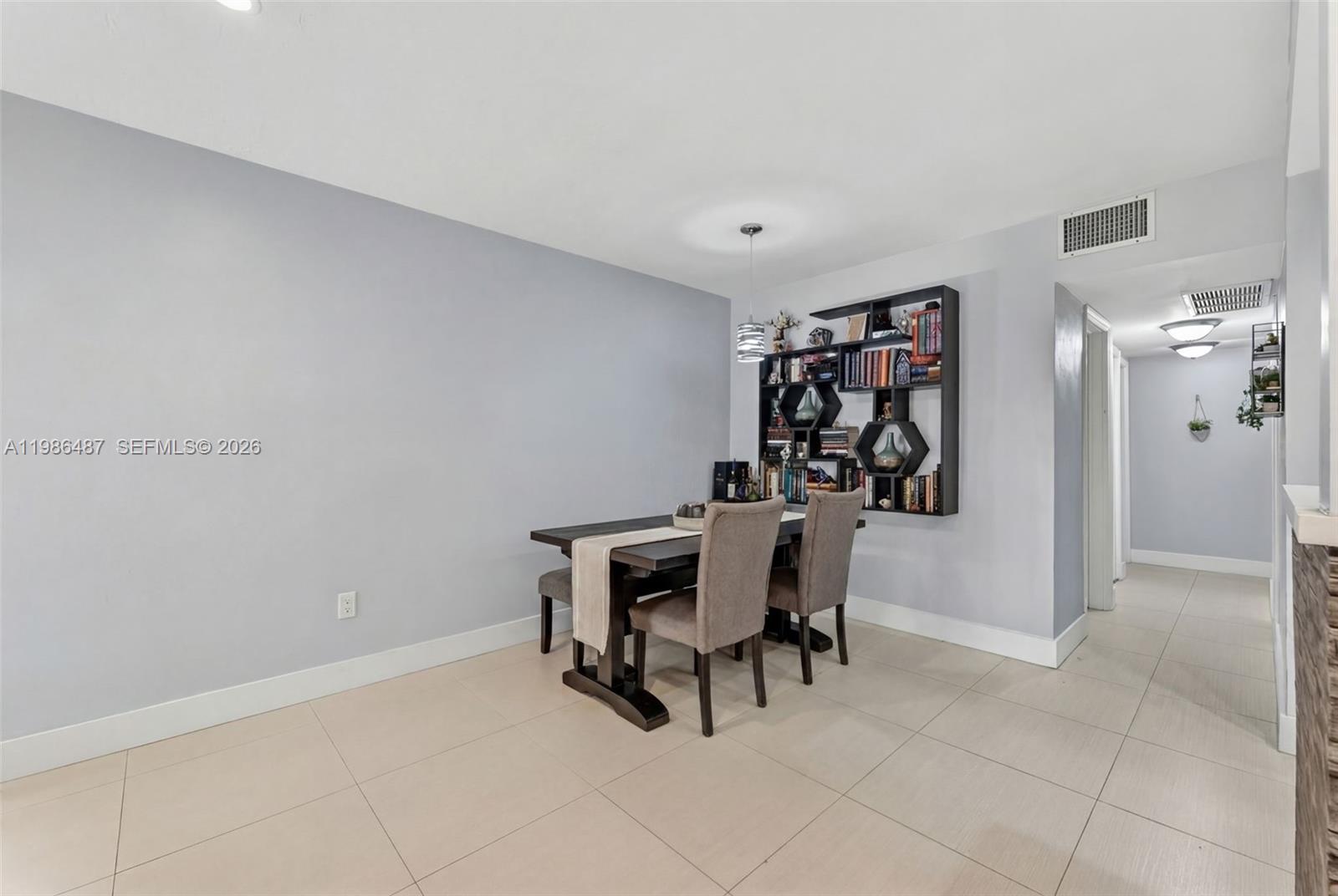 8616 Southwest 103rd Avenue Miami, FL 33173 - Photo 3 of 20