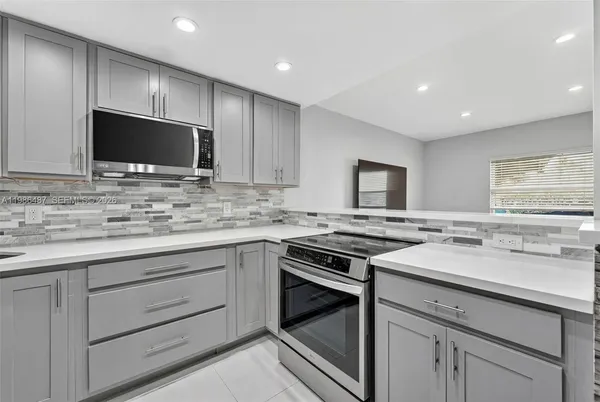 $395,000 | 8616 Southwest 103rd Avenue, Miami, FL 33173