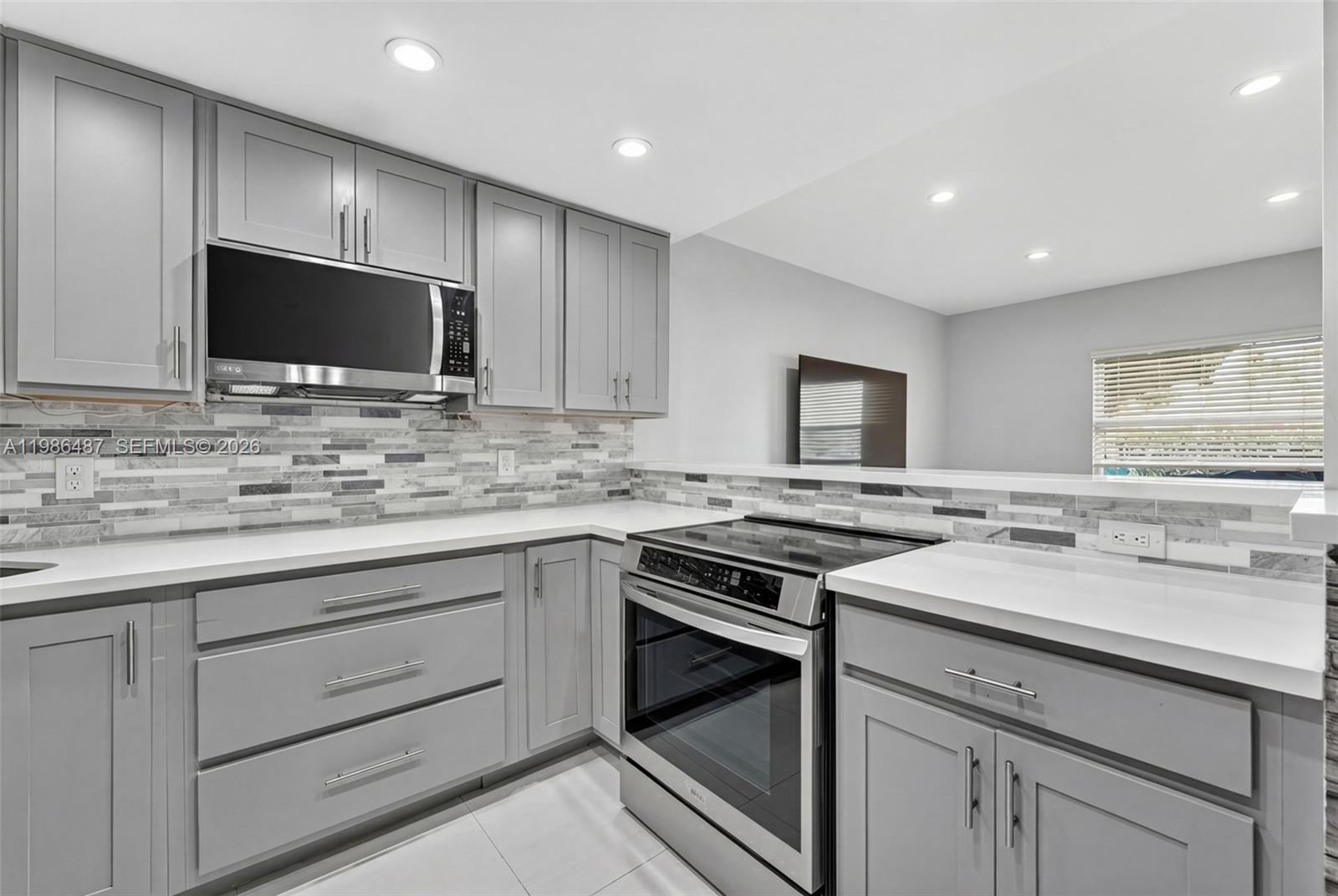 8616 Southwest 103rd Avenue Miami, FL 33173 - Photo 9 of 22