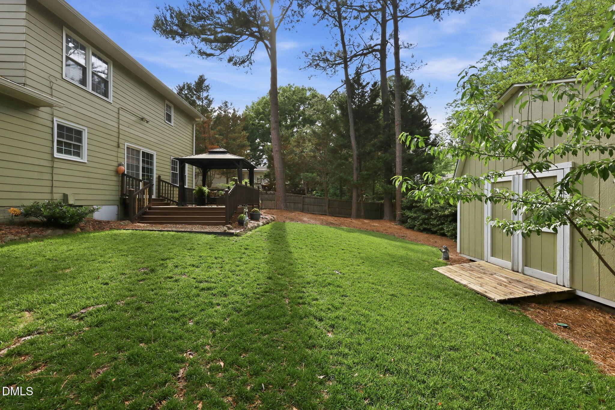 433 East Millbrook Road Raleigh, NC 27609 - Photo 29 of 35 32-web-or-mls-IMG_9263