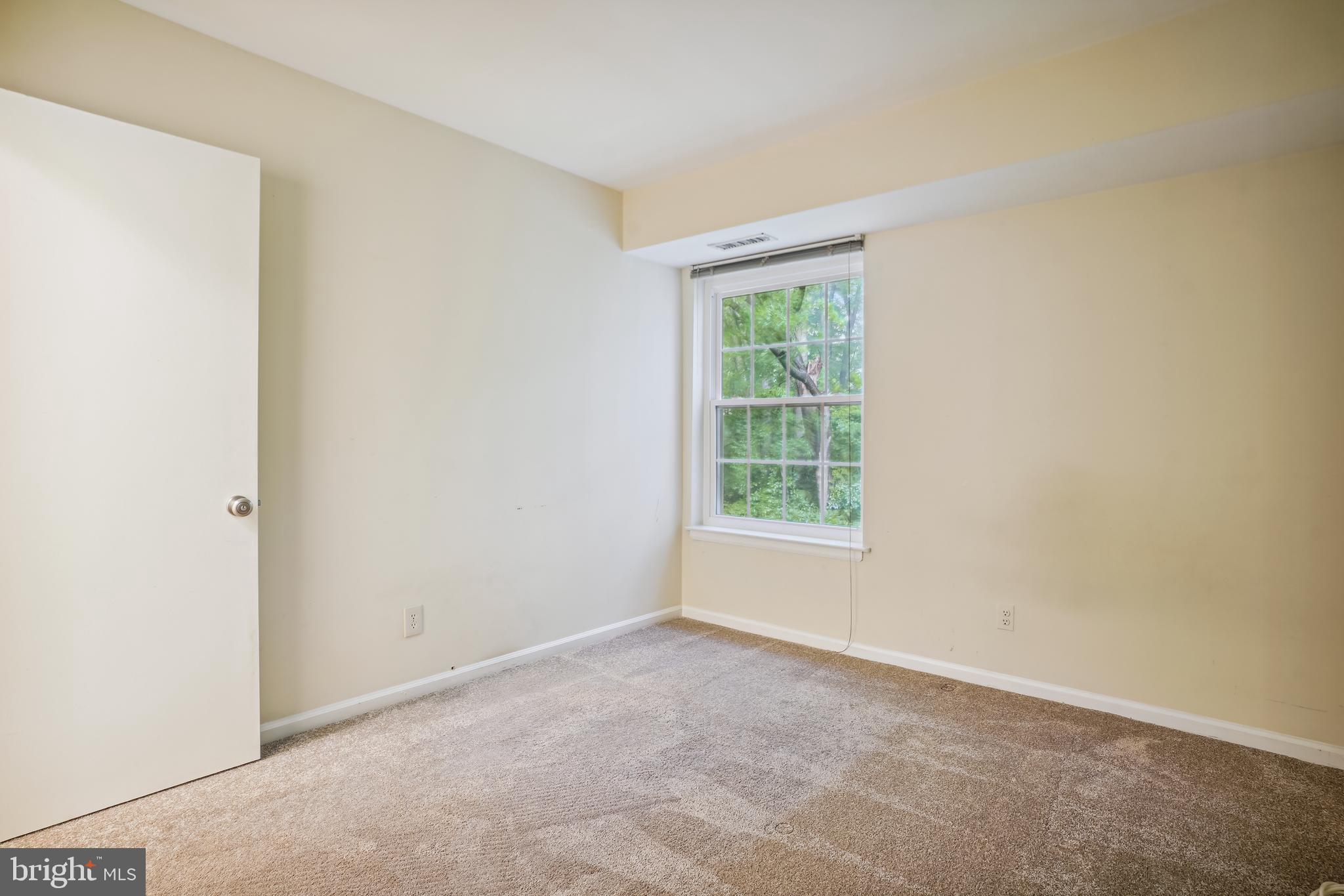 5806 Cove Landing Road, Unit 202 Burke, VA 22015 - Photo 25 of 30 Secondary Bedroom