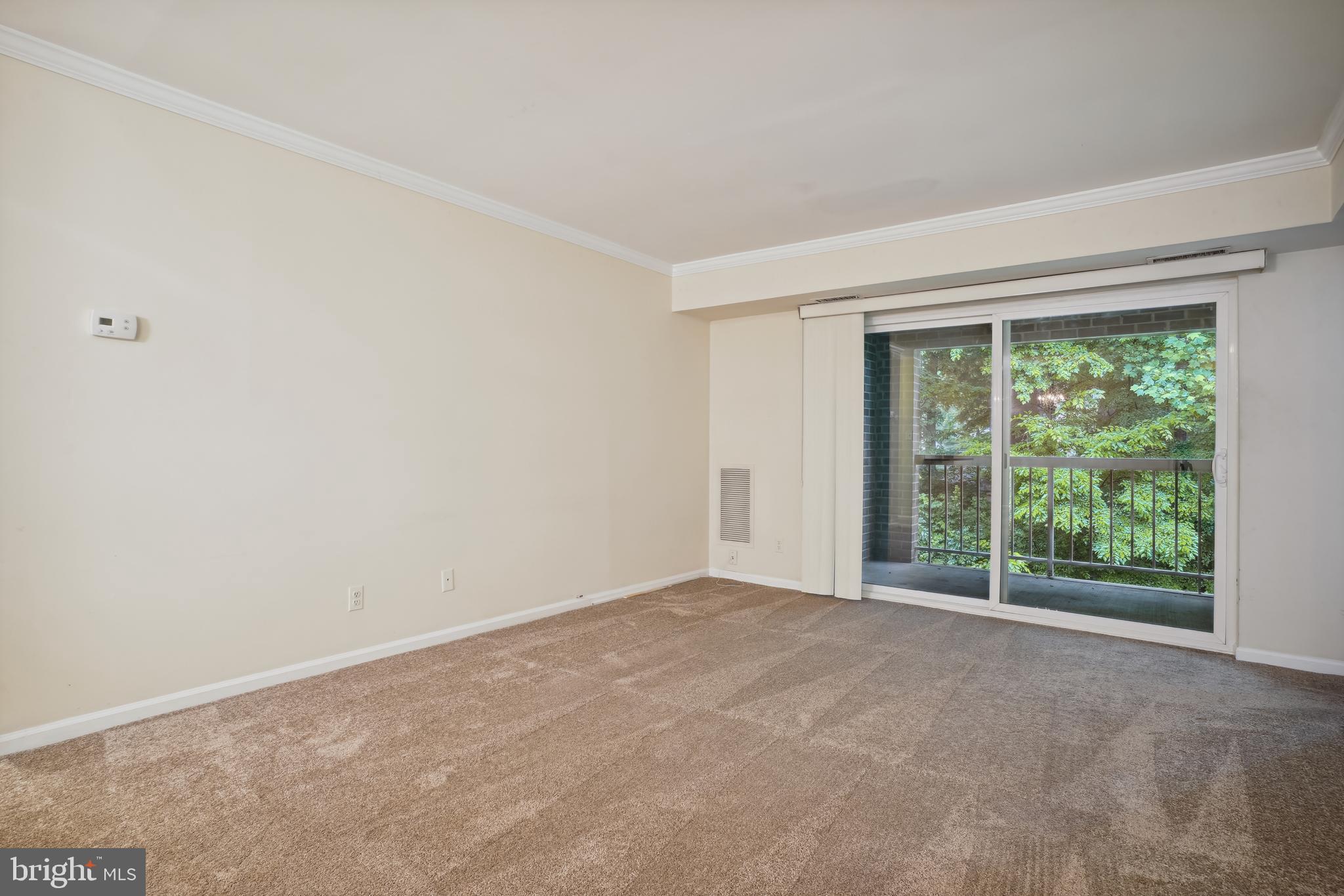 5806 Cove Landing Road, Unit 202 Burke, VA 22015 - Photo 5 of 30 Family Room
