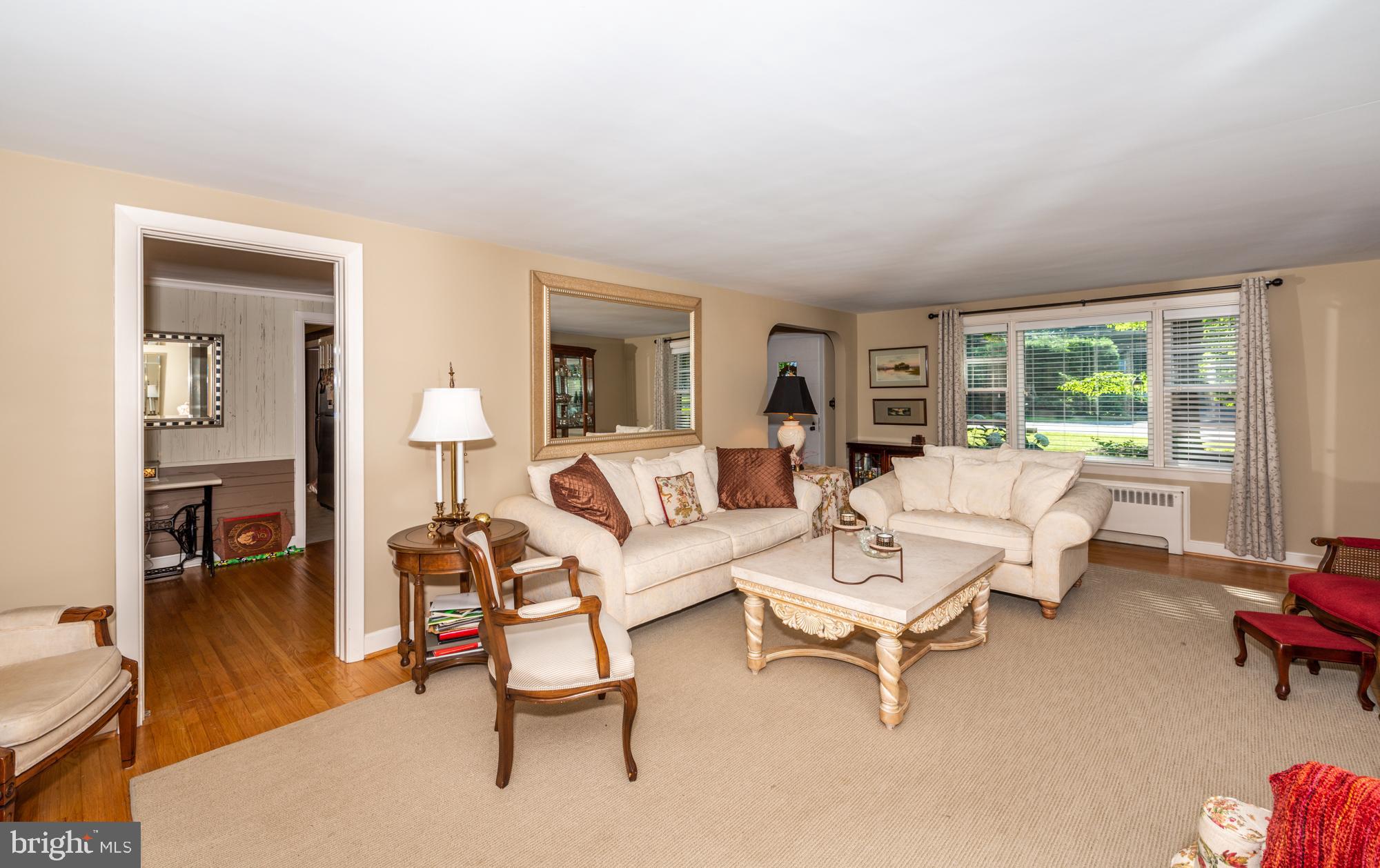 1599 Mission Road Lancaster, PA 17601 - Photo 6 of 28 Living Room
