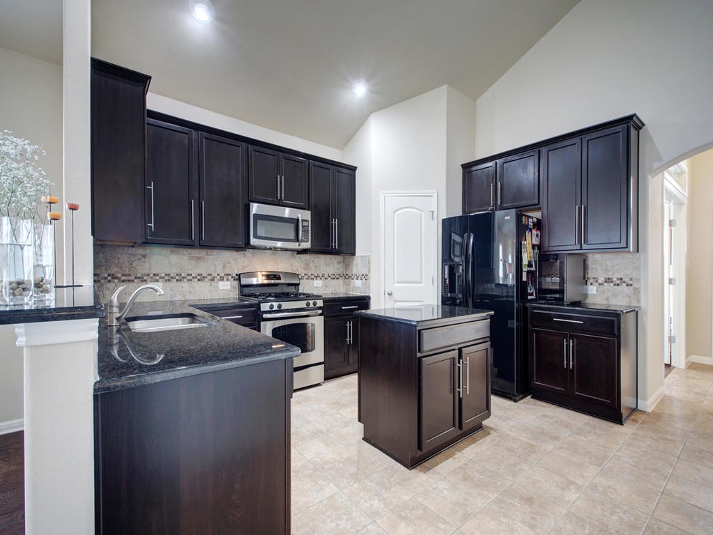 13900 Marathon Road Austin, TX 78717 - Photo 10 of 30