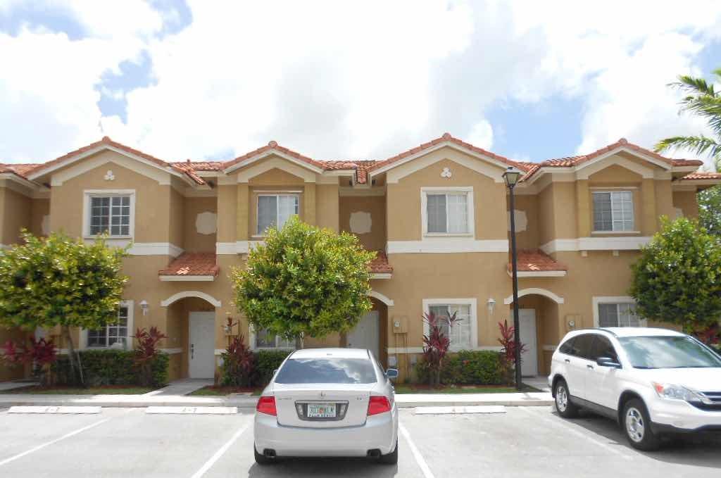 5914 Riverside Avenue Tamarac, FL 33321 - Photo 1 of 12 Front