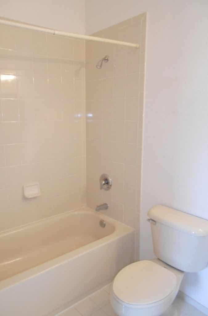 5914 Riverside Avenue Tamarac, FL 33321 - Photo 7 of 12 Bathroom