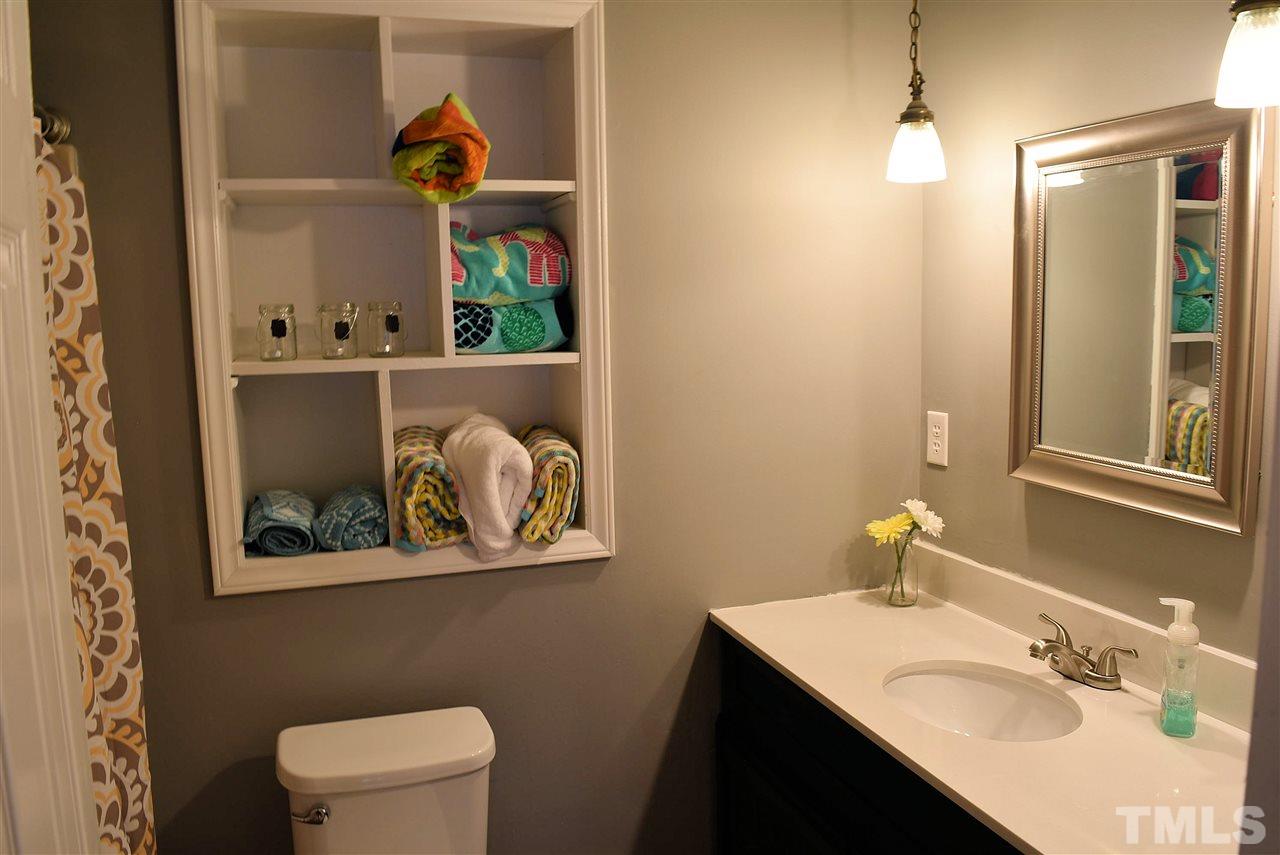 2556 South Jim Minor Road Mebane, NC 27302 - Photo 11 of 25 Gallery Image 11